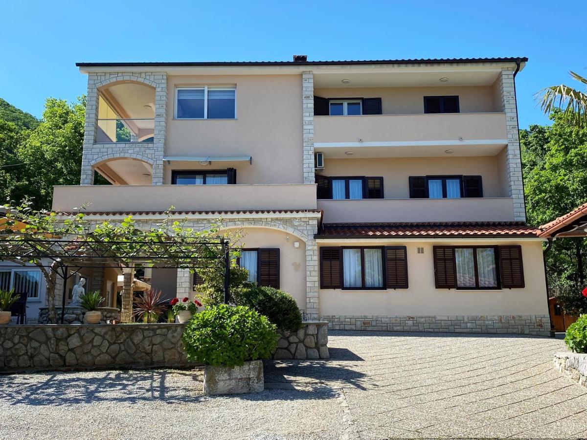 Guest House Deskovic Mošćenička Draga Exterior foto